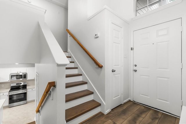 302 Sentry Maple Place, The Woodlands, TX 77382