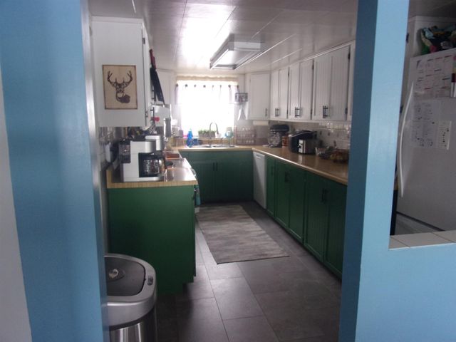 1984 W M-55, Tawas Twp, MI 48763