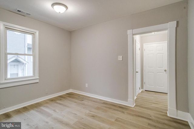 5 HOMELAND AVE, Middle River, MD 21220