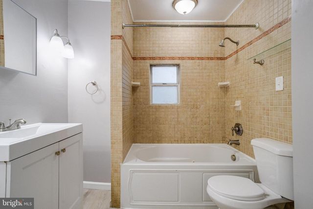 5 HOMELAND AVE, Middle River, MD 21220