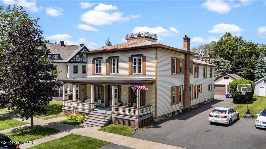 107 Lake Avenue, Saratoga Springs, Inside, NY 12866