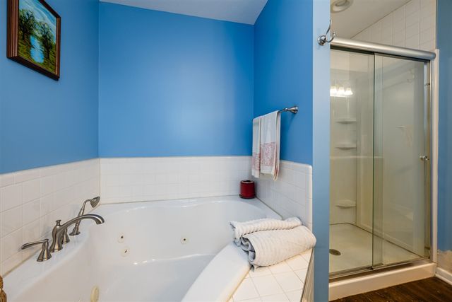 3045 Little Glendora Road, Buchanan, MI 49107