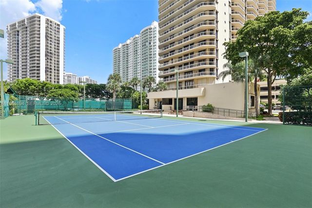 20191 E Country Club Drive 1102, Aventura, FL 33180
