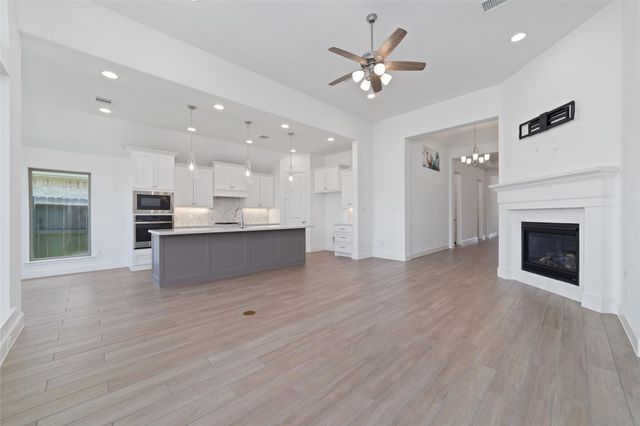 16138 Cottontail Burrow Lane, Hockley, TX 77447