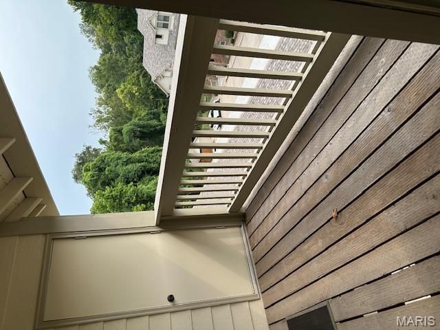 2300 Yellowstone Park Court F, Maryland Heights, MO 63043