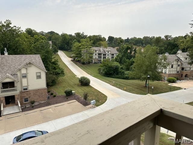2300 Yellowstone Park Court F, Maryland Heights, MO 63043