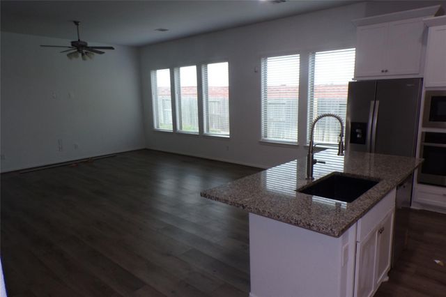24978 Tidmor Lane, Richmond, TX 77406