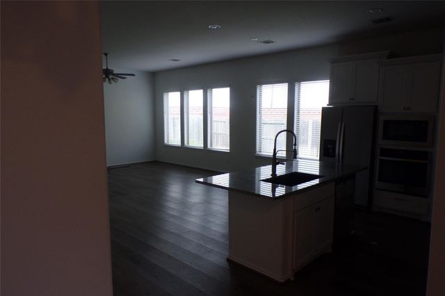 24978 Tidmor Lane, Richmond, TX 77406