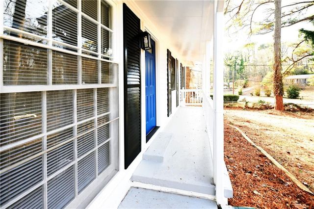 88 Lucia SE Drive, Smyrna, GA 30082