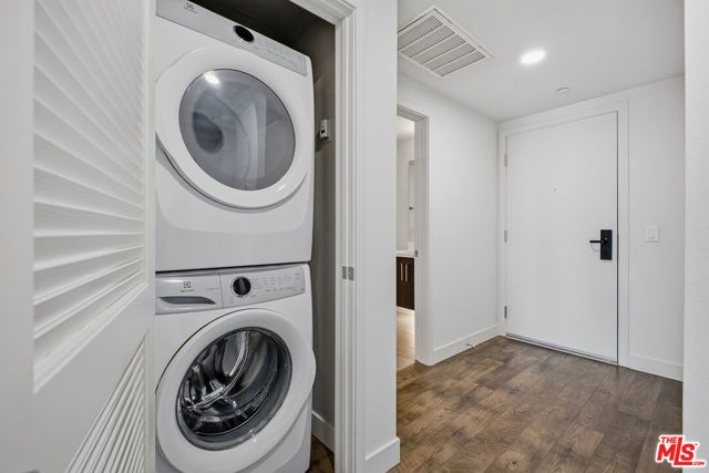 10601 Washington Boulevard 701, Culver City, CA 90232