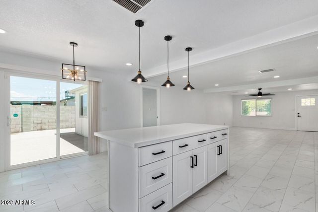 15248 N 38TH Street, Phoenix, AZ 85032