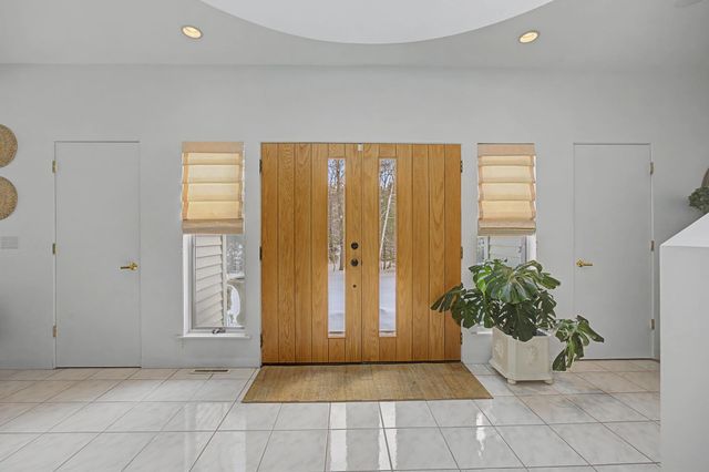 50 Page Lane, Hampstead, NH 03841