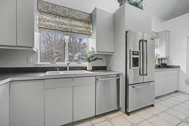 50 Page Lane, Hampstead, NH 03841