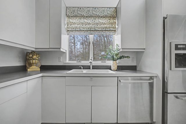 50 Page Lane, Hampstead, NH 03841