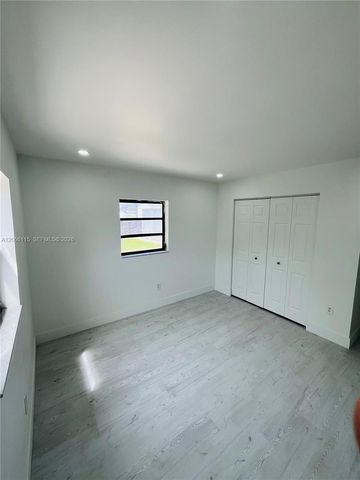 1707 S Curlew Lane, Homestead, FL 33035