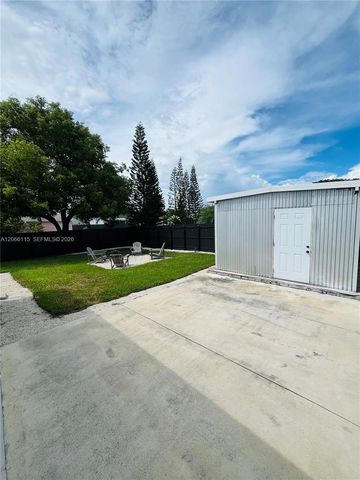 1707 S Curlew Lane, Homestead, FL 33035