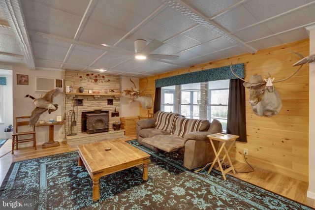 73 HAVEN REST LN, Bloomery, WV 26817