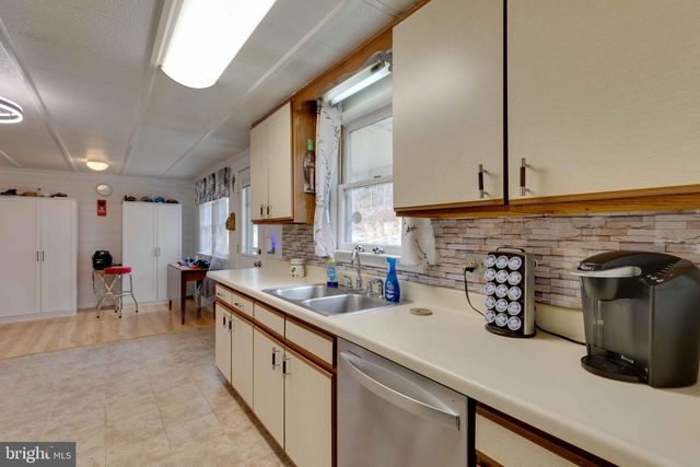 73 HAVEN REST LN, Bloomery, WV 26817