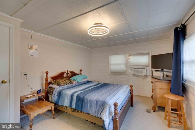 73 HAVEN REST LN, Bloomery, WV 26817