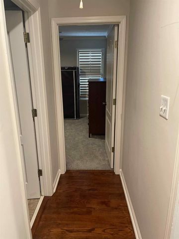 9768 RIGGIN DR, Memphis, TN 38002