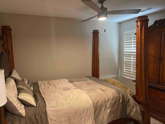 9768 RIGGIN DR, Memphis, TN 38002