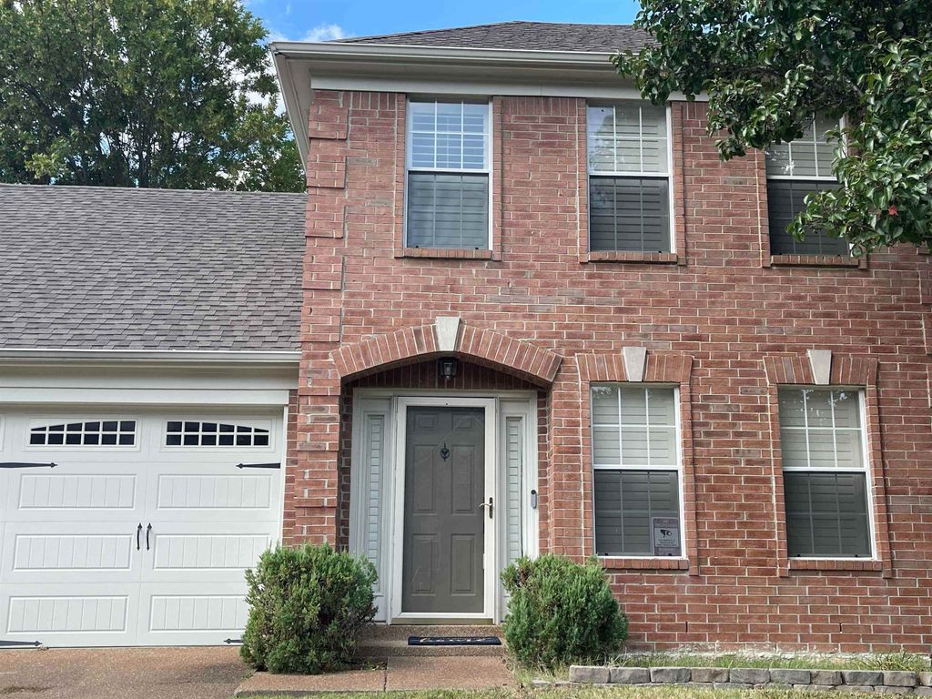 9768 RIGGIN DR, Memphis, TN 38002