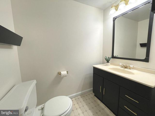 2824 ELLIOTT ST, Baltimore, MD 21224