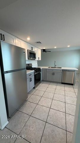 1627 W Villa Theresa Drive, Phoenix, AZ 85023