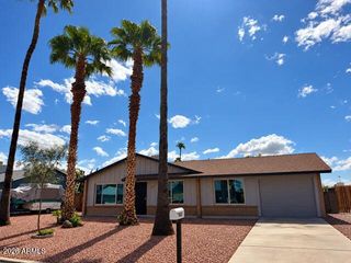 1627 W Villa Theresa Drive, Phoenix, AZ 85023