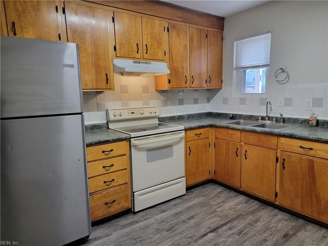 1329 E Balview AVE, Norfolk, VA 23503