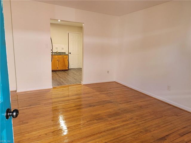 1329 E Balview AVE, Norfolk, VA 23503