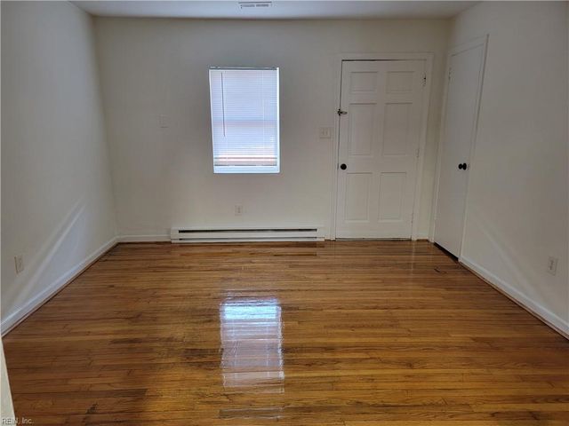 1329 E Balview AVE, Norfolk, VA 23503