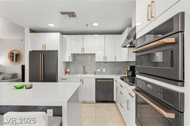 4525 Dean Martin Drive 1007, Las Vegas, NV 89103