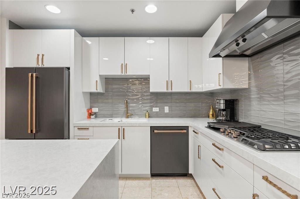 Image 11 of property listing at 4525 Dean Martin Drive 1007, Las Vegas, NV 89103