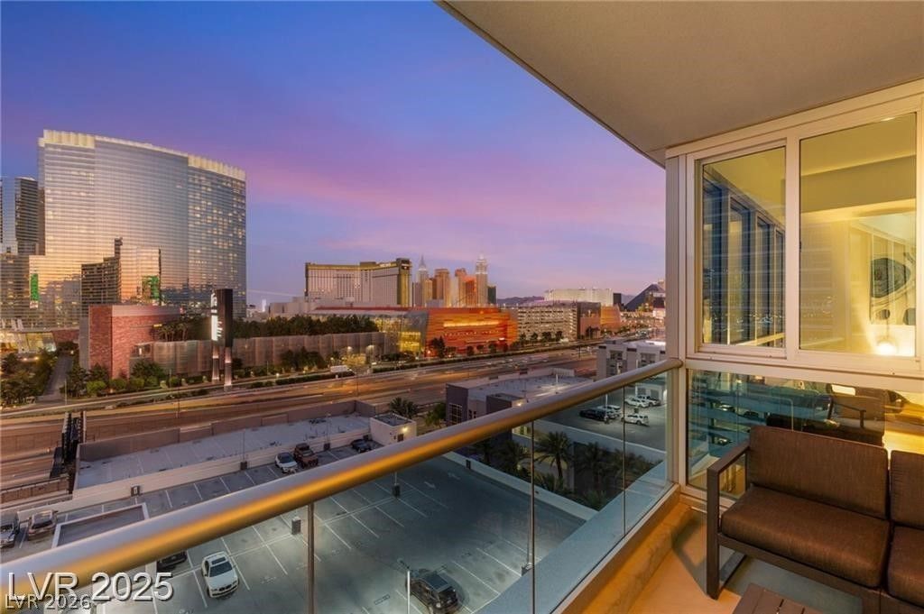 Image 30 of property listing at 4525 Dean Martin Drive 1007, Las Vegas, NV 89103