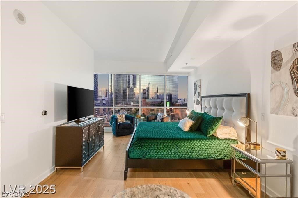Image 38 of property listing at 4525 Dean Martin Drive 1007, Las Vegas, NV 89103