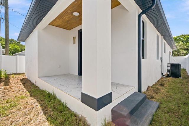 1121 ENGMAN STREET, Clearwater, FL 33755