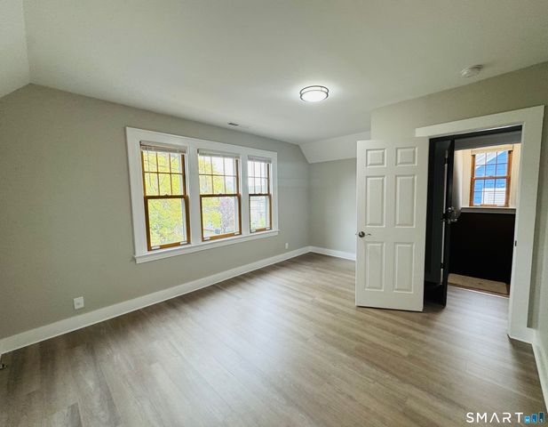 52 Howard Avenue 3, New Haven, CT 06519