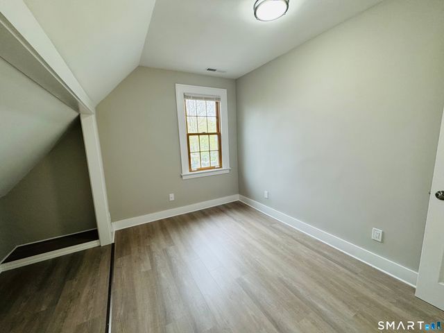 52 Howard Avenue 3, New Haven, CT 06519