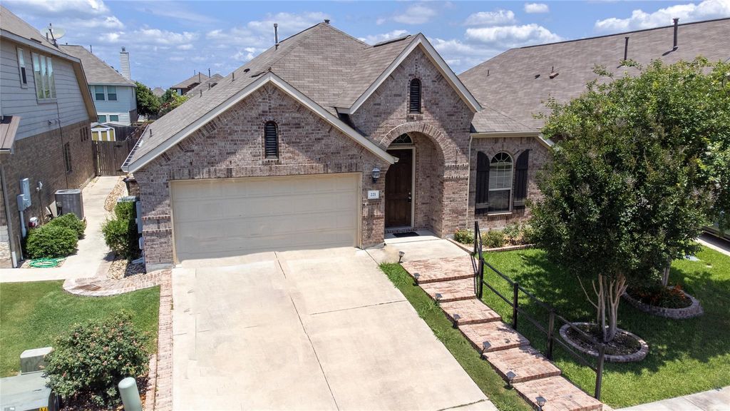 221 Joseph DR Joseph DR, Buda, TX 78610