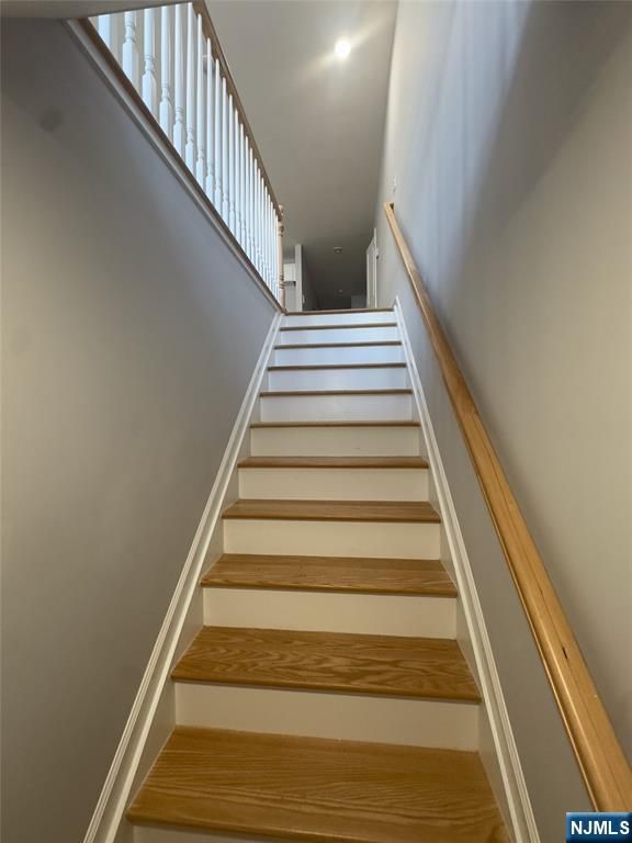 29 Isabella Avenue 1st Fl, Newark, NJ 07106