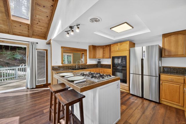 515 Burnside Bend, Boulder Creek, CA 95006