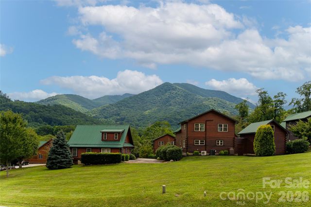 649 Panoramic Loop, Maggie Valley, NC 28751
