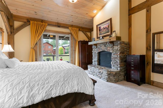 649 Panoramic Loop, Maggie Valley, NC 28751