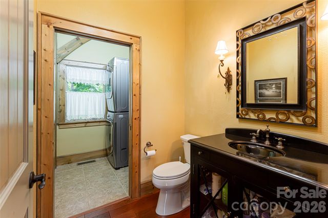 649 Panoramic Loop, Maggie Valley, NC 28751