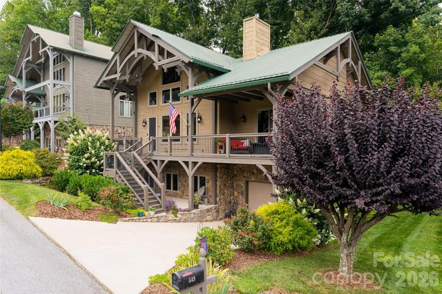 649 Panoramic Loop, Maggie Valley, NC 28751
