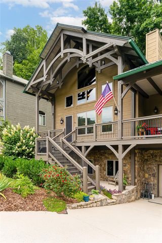 649 Panoramic Loop, Maggie Valley, NC 28751