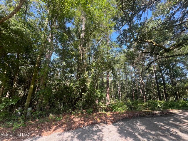 Creek Drive, Gulfport, MS 39503