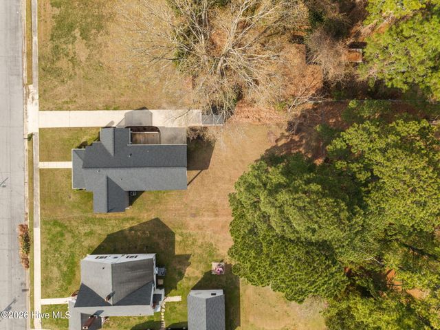 102 E Purvis Street, Robersonville, NC 27871