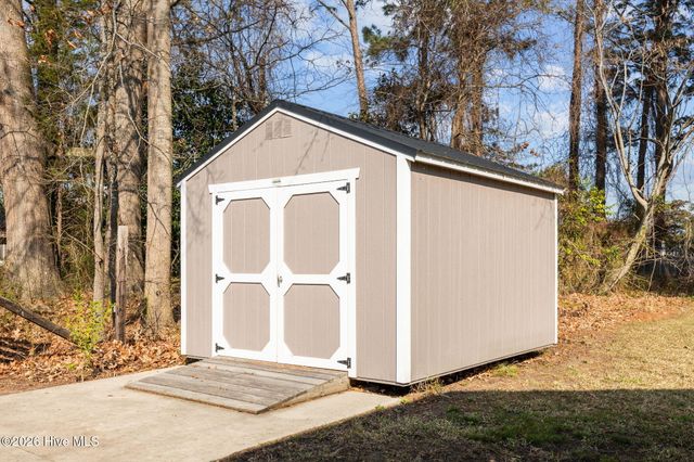 102 E Purvis Street, Robersonville, NC 27871